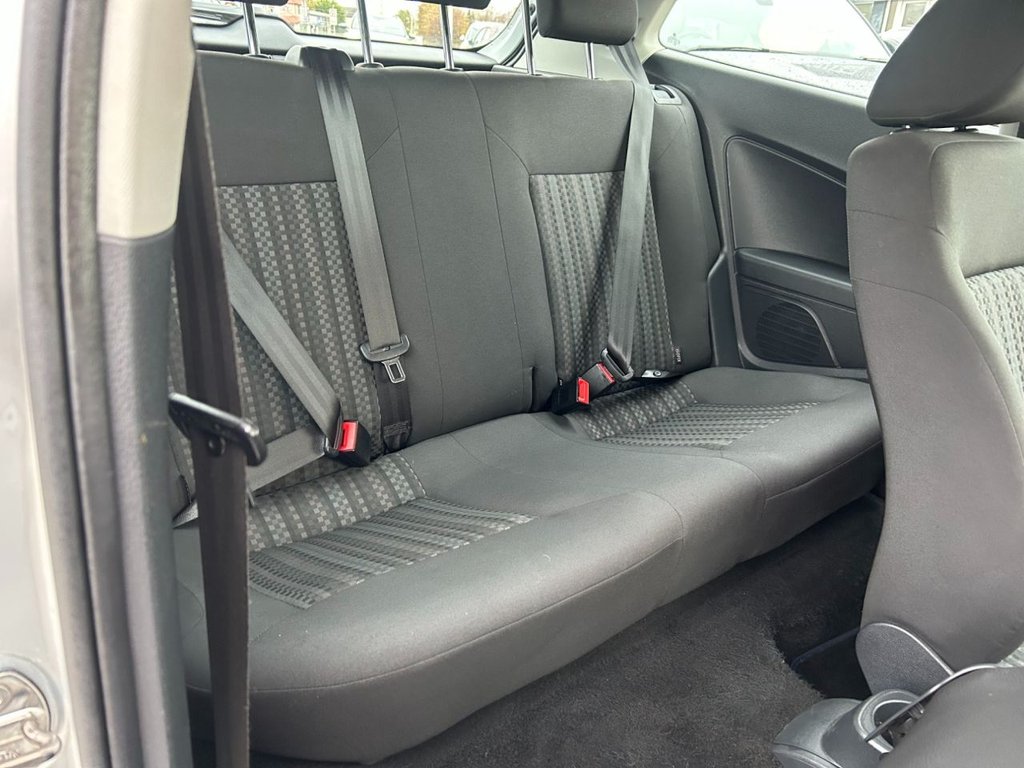 Used Volkswagen Polo 2014 for sale - 76470238: Photo 7