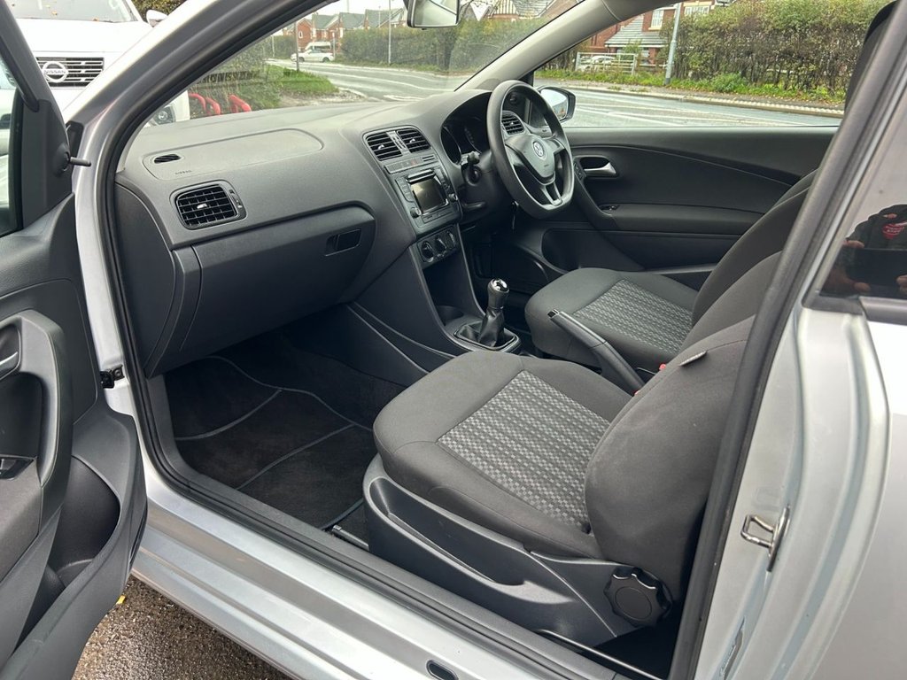 Used Volkswagen Polo 2014 for sale - 76470238: Photo 8