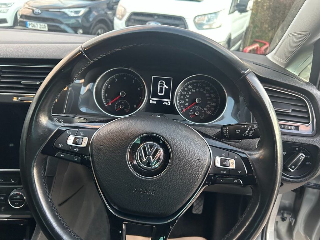 Used Volkswagen Golf 2020 for sale - 76740236: Photo 21