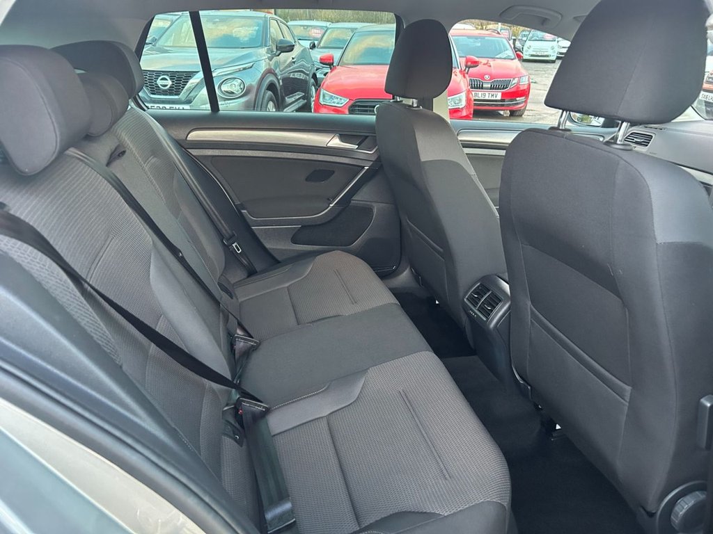 Used Volkswagen Golf 2020 for sale - 76740236: Photo 28