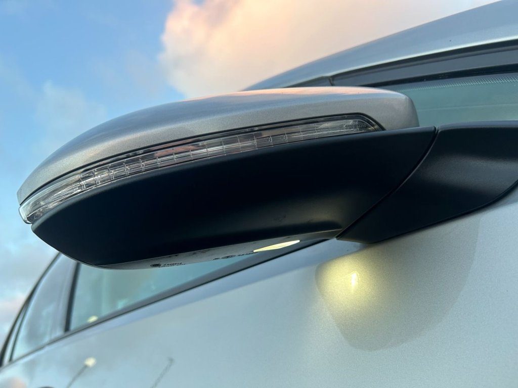 Used Volkswagen Golf 2020 for sale - 76740236: Photo 29