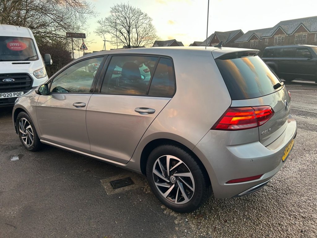 Used Volkswagen Golf 2020 for sale - 76740236: Photo 8