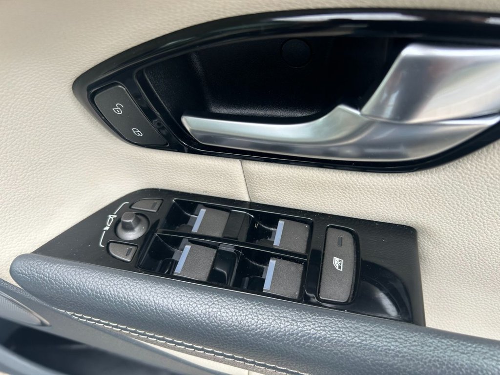 Used Land Rover Range Rover Evoque 2017 for sale - 77327757: Photo 12