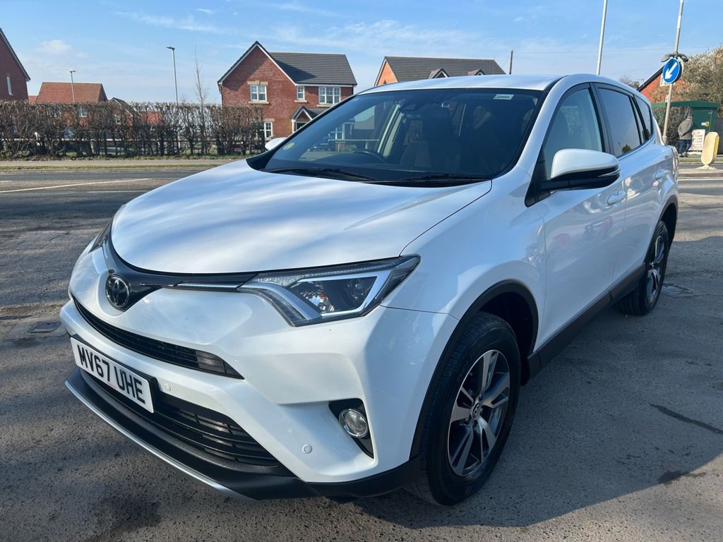 Used Toyota RAV4 2017 for sale - 77765219: Photo 25