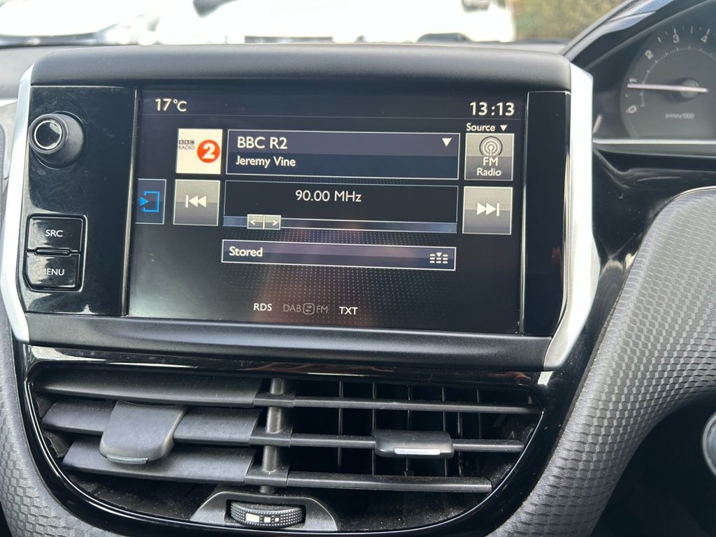 Used Peugeot 208 2016 for sale - 76482437: Photo 10