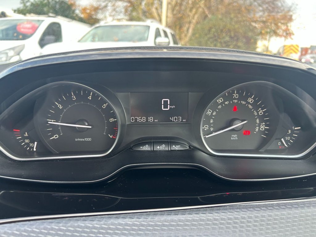 Used Peugeot 208 2016 for sale - 76482437: Photo 11