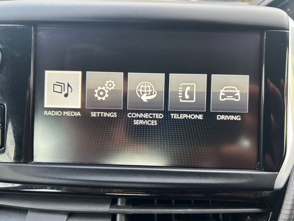 Used Peugeot 208 2016 for sale - 76482437: Photo 15