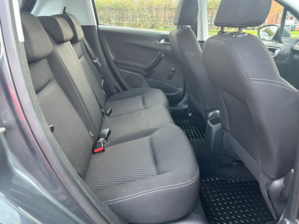Used Peugeot 208 2016 for sale - 76482437: Photo 8
