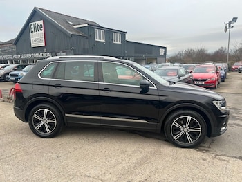 Used Volkswagen Tiguan 2016 for sale - 77534217: Photo
