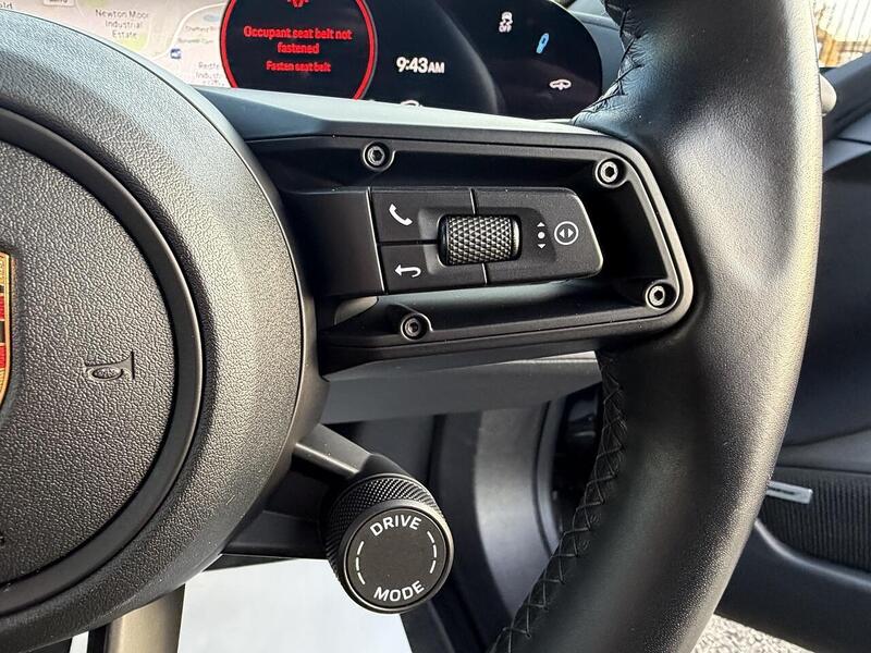 Used Porsche Taycan 2021 for sale - 77677124: Photo 19