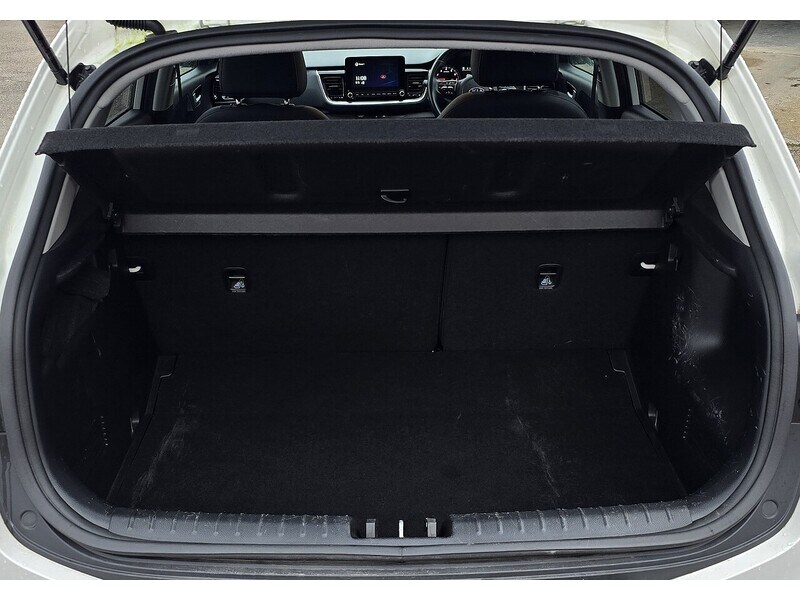 Used Kia Stonic 2021 for sale - 77584091: Photo 28