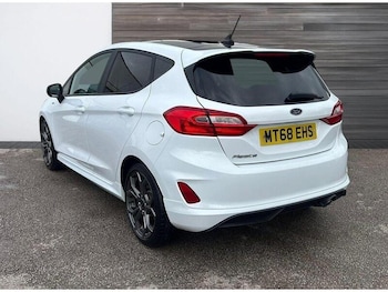 Used Ford Fiesta 2018 for sale - 77629965: Photo