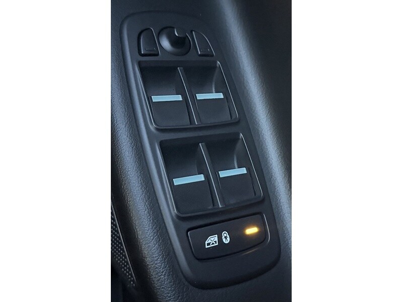 Used Jaguar XE 2016 for sale - 77042407: Photo 16