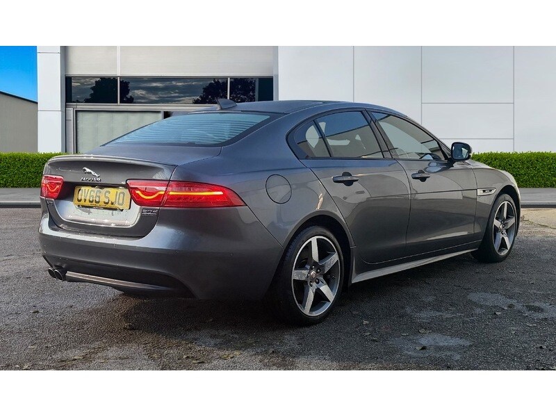 Used Jaguar XE 2016 for sale - 77042407: Photo 8