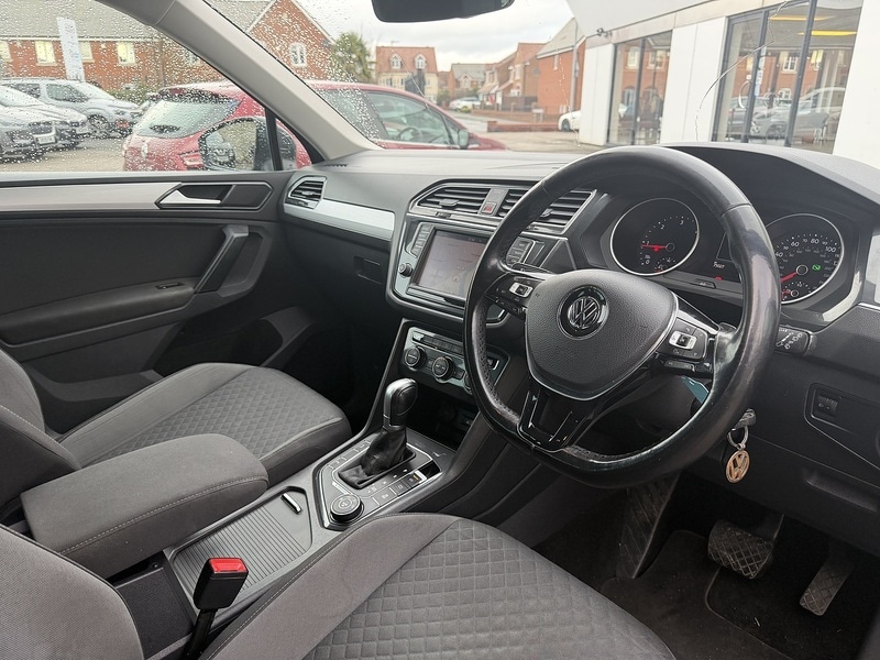 Used Volkswagen Tiguan 2017 for sale - 77222990: Photo 11