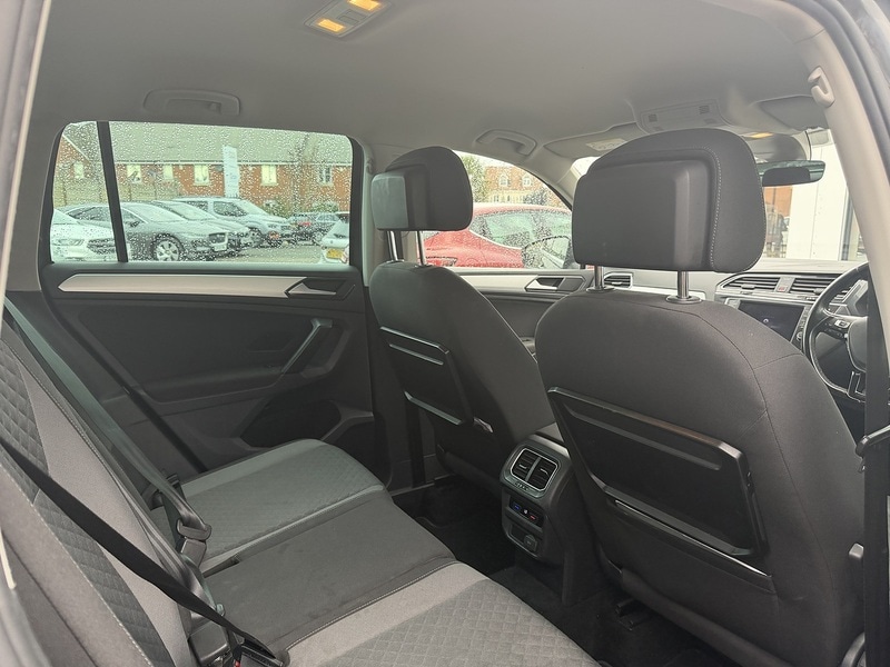 Used Volkswagen Tiguan 2017 for sale - 77222990: Photo 12