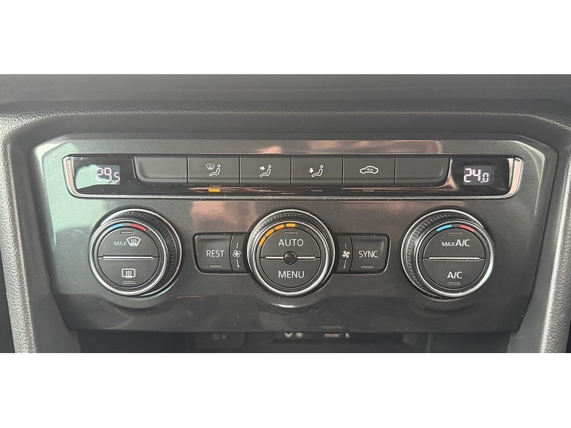 Used Volkswagen Tiguan 2017 for sale - 77222990: Photo 17