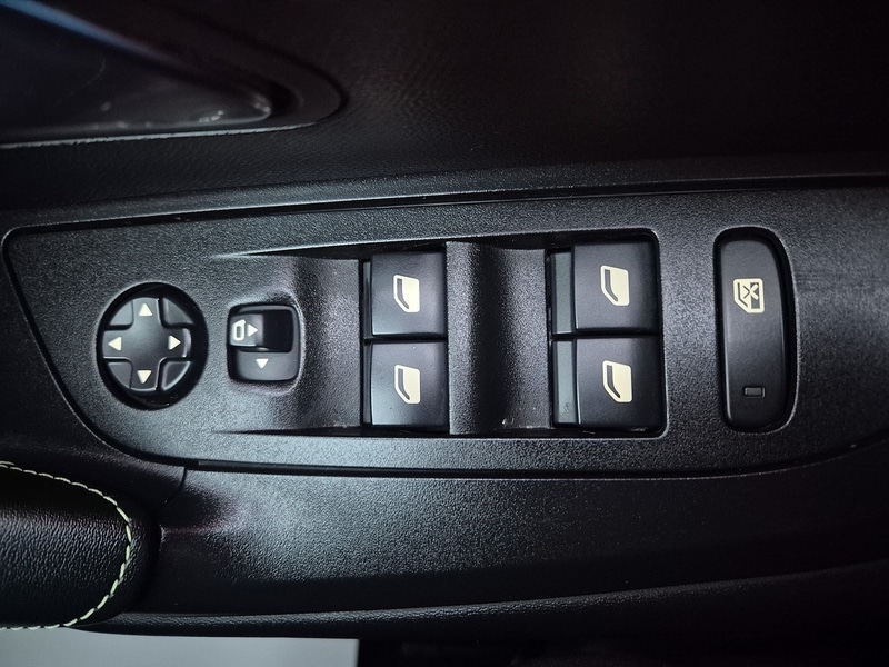 Used Peugeot 2008 2022 for sale - 77288625: Photo 23