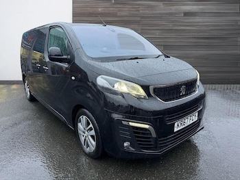 Used Peugeot Traveller 2017 for sale - 77609543: Photo