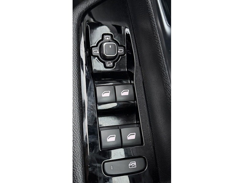 Used Vauxhall Astra 2023 for sale - 77196455: Photo 17