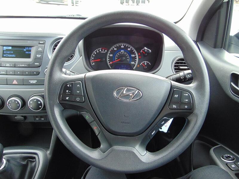 Used Hyundai i10 2017 for sale - 77042378: Photo 25