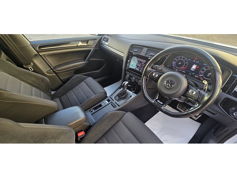 Used Volkswagen Golf 2017 for sale - 77042376: Photo 11