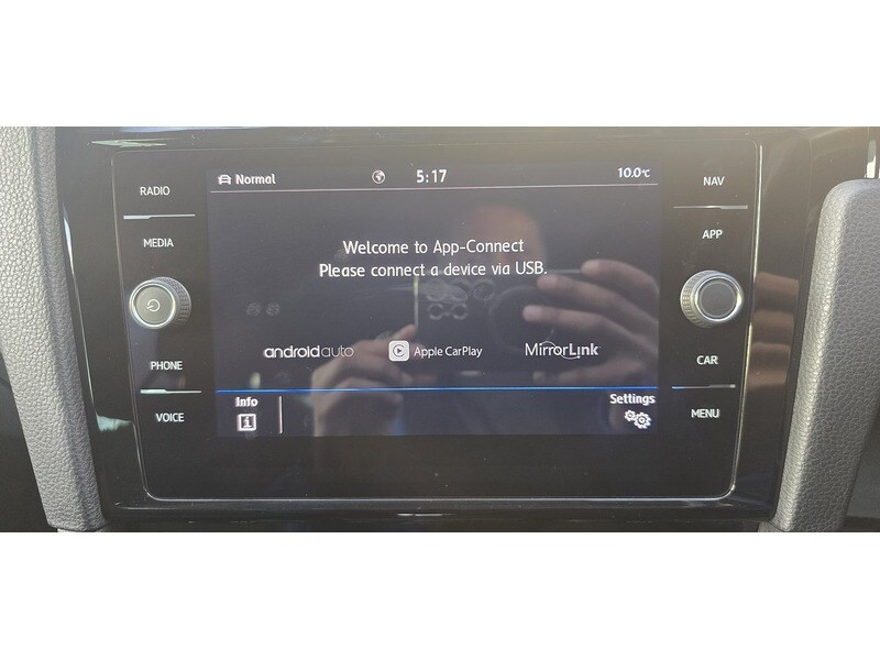 Used Volkswagen Golf 2017 for sale - 77042376: Photo 27