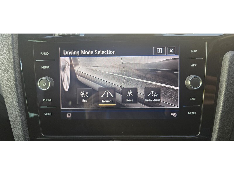 Used Volkswagen Golf 2017 for sale - 77042376: Photo 28