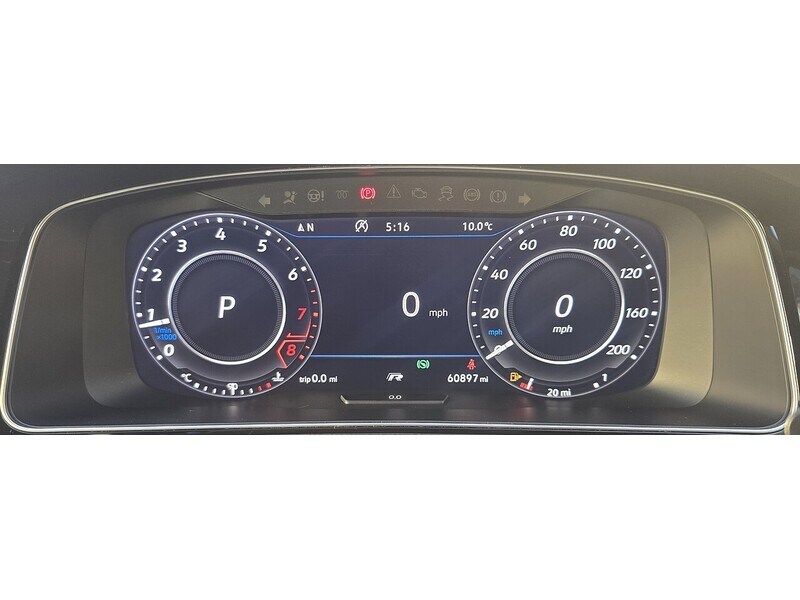 Used Volkswagen Golf 2017 for sale - 77042376: Photo 31