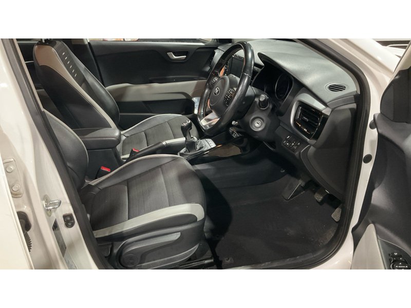Used Kia Stonic 2019 for sale - 77179371: Photo 12