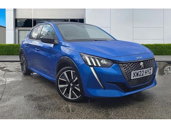 Used Peugeot 208 2022 for sale - 77042367: Photo