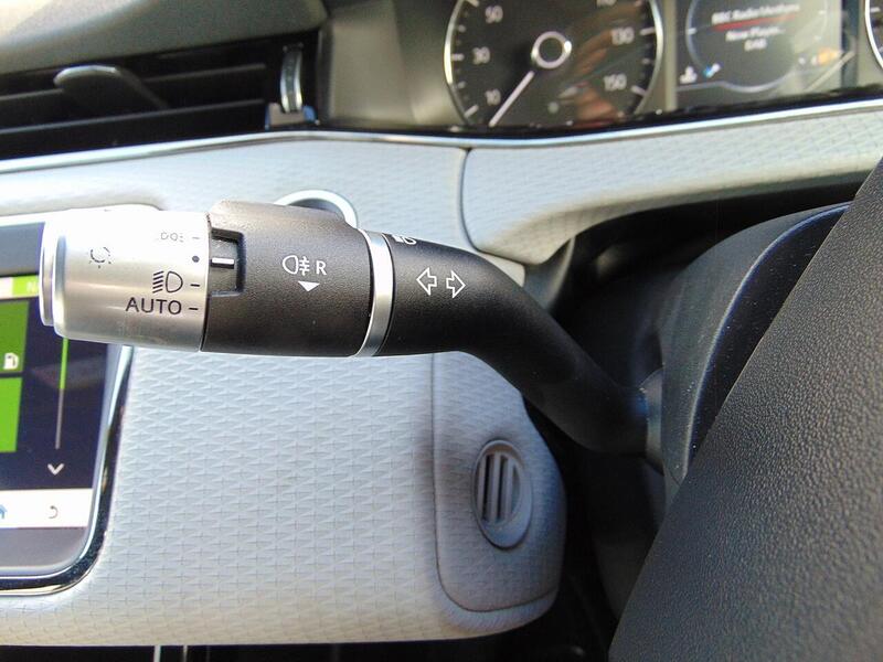 Used Land Rover Range Rover Evoque 2019 for sale - 77042364: Photo 32