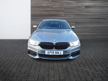 Used BMW 5 Series 2019 for sale - 77042411: Photo