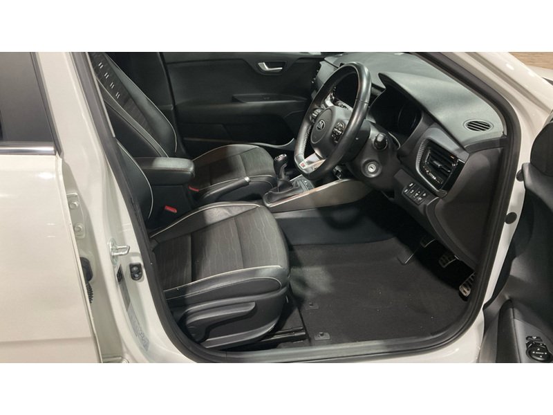 Used Kia Stonic 2021 for sale - 77195008: Photo 9