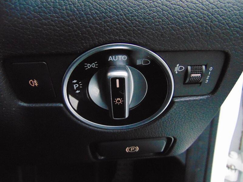 Used Mercedes-Benz SLC 2017 for sale - 77196454: Photo 18