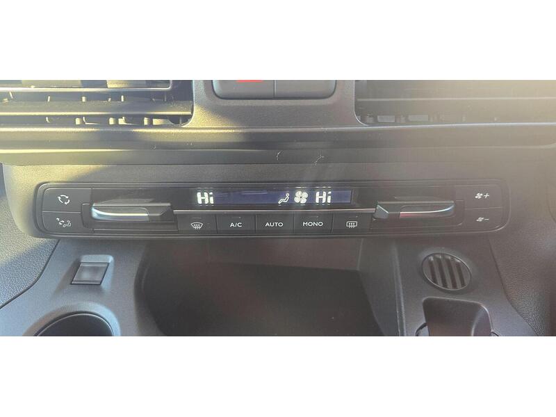 Used Citroen Berlingo 2022 for sale - 77042385: Photo 9