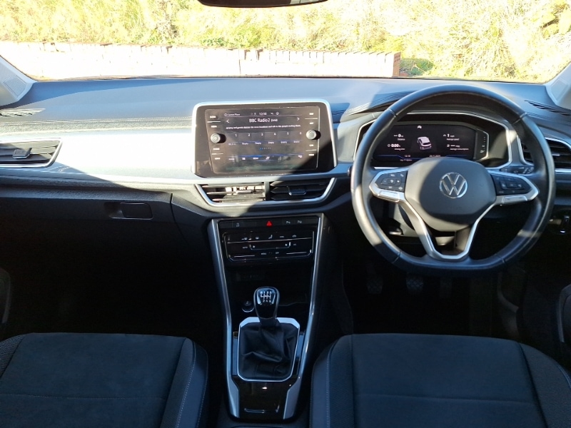 Used Volkswagen T-Roc 2023 for sale - 77491721: Photo 2