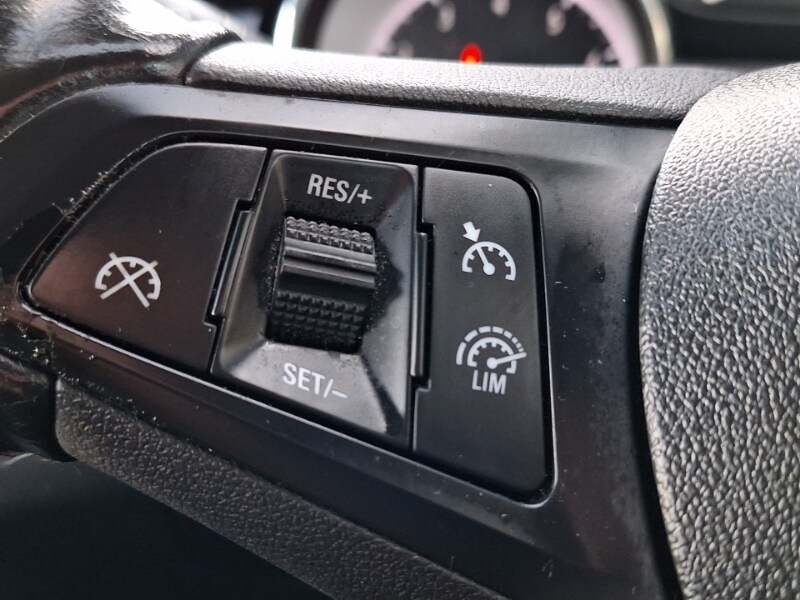 Used Vauxhall Astra 2018 for sale - 77657083: Photo 16