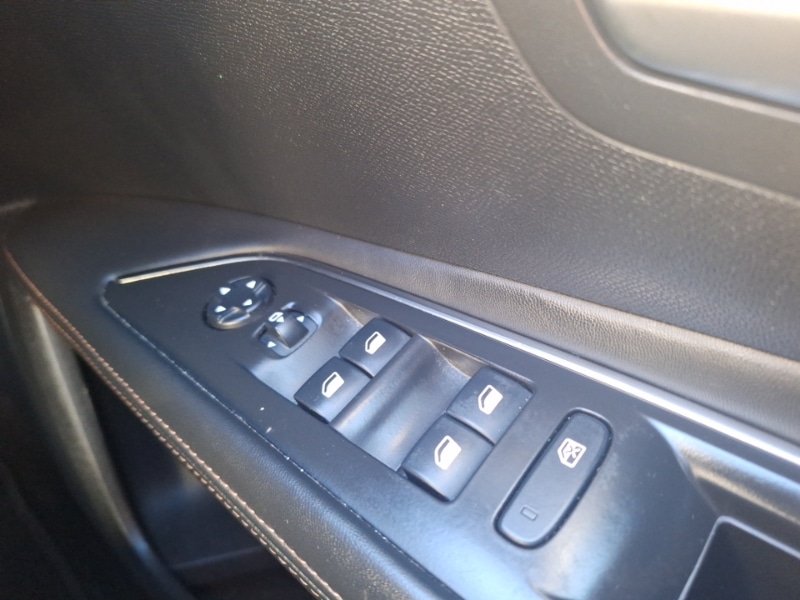 Used Peugeot 3008 2017 for sale - 76309156: Photo 14
