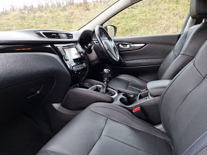 Used Nissan Qashqai 2016 for sale - 77816651: Photo 5