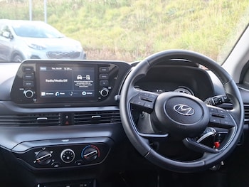 Used Hyundai i20 2021 for sale - 75808042: Photo