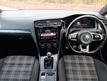 Used Volkswagen Golf 2017 for sale - 79406785: Photo