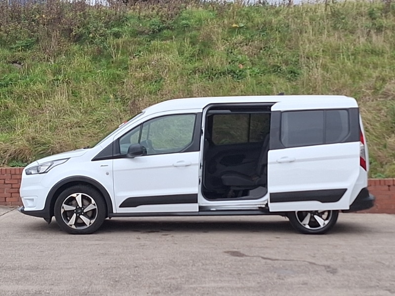 Used Ford Grand Tourneo Connect 2022 for sale - 76552709: Photo 4