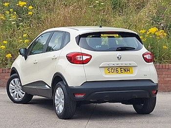 Used Renault Captur 2016 for sale - 79086857: Photo