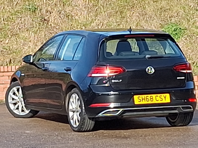 Used Volkswagen Golf 2018 for sale - 77623176: Photo 3