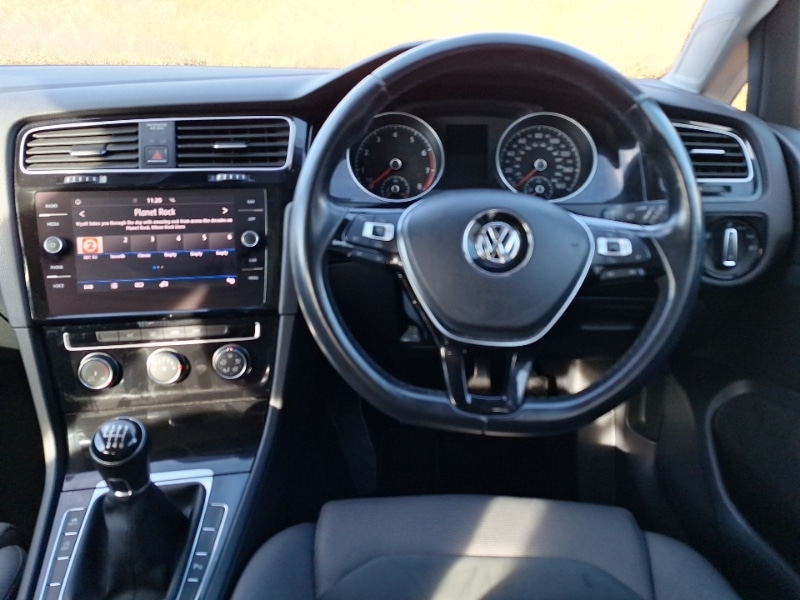Used Volkswagen Golf 2018 for sale - 77623176: Photo 7