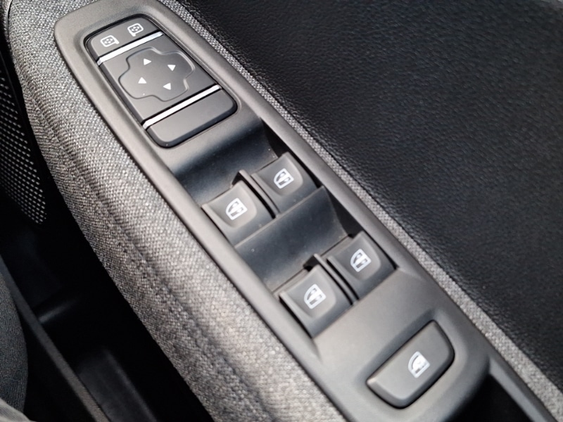 Used Renault Zoe 2022 for sale - 77841987: Photo 19