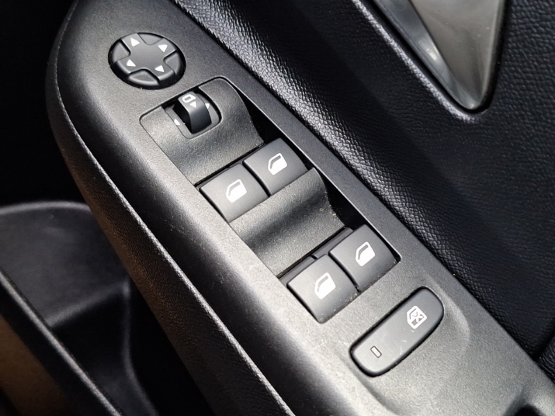 Used Vauxhall Corsa 2023 for sale - 78147013: Photo 19