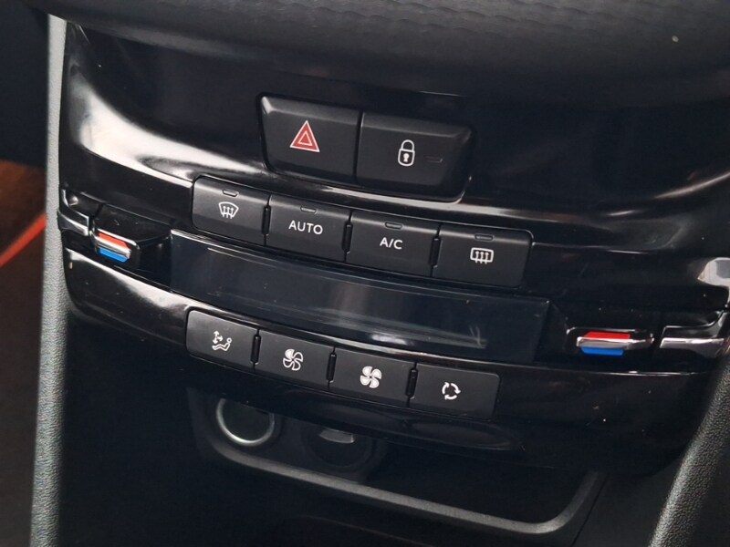 Used Peugeot 2008 2019 for sale - 76543520: Photo 11