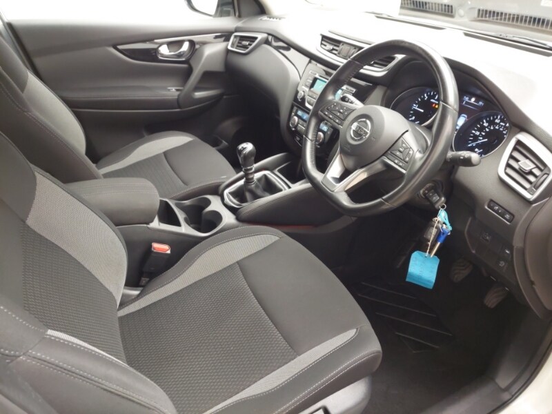 Used Nissan Qashqai 2017 for sale - 76343316: Photo 13